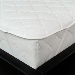 Chránič matrace prošitý z dutého vlákna